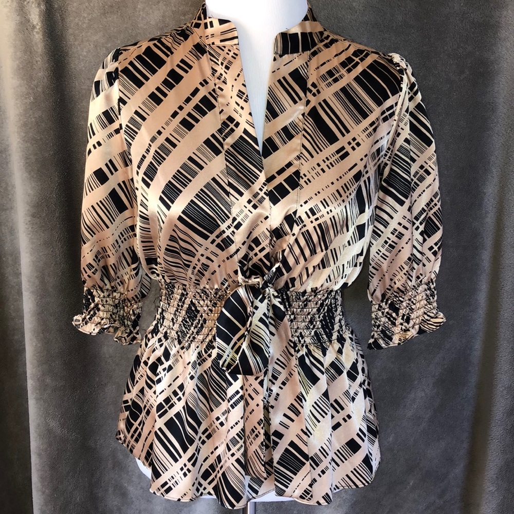 BCBGMAXAZRIA Gold and Black blouse sz S - Picture 1 of 5